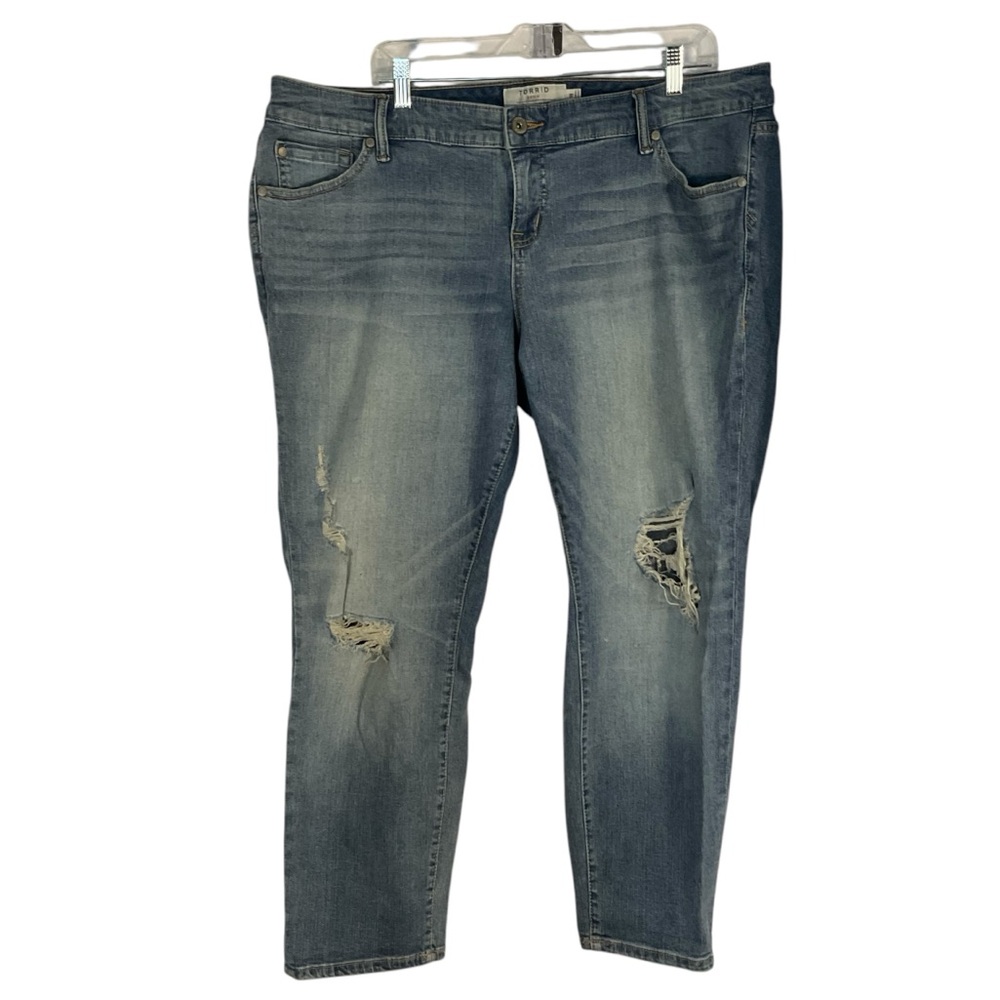 Torrid Women's Blue Distressed Boyfriend Jean Size 18